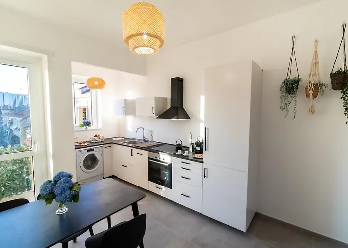 Luminosissimo Appartamento/ Terrazzo Esposto Sud Apartment Turin
