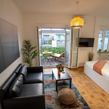 Apartment Luminosissimo Appartamento/ Terrazzo Esposto Sud *