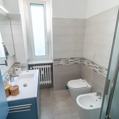 Luminosissimo Appartamento/ Terrazzo Esposto Sud *